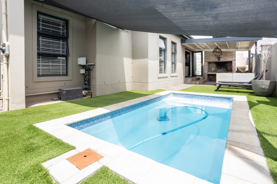 3 Bedroom Property for Sale in Sonkring Western Cape